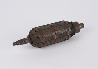 Magneto generator for motor car lighting