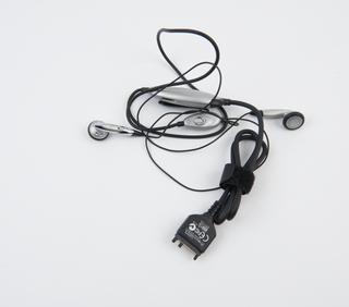 headphones for Motorola V70, 2002
