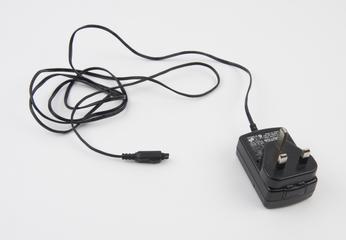 battery charger for Motorola V70, 2002