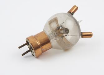 One horn type valve