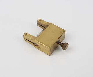Brass attachment for dynamometer