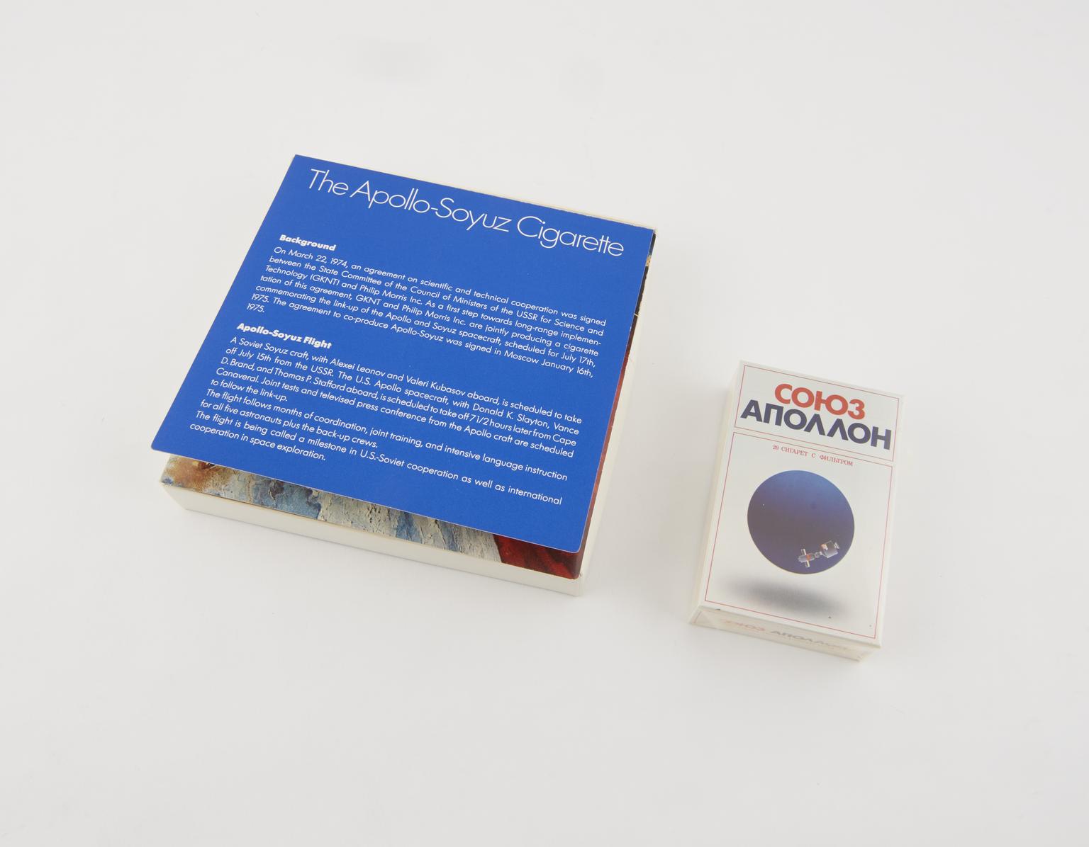 apollo soyuz cigarettes Packet of cigarettes marked 