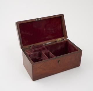 Set of cupping instruments in mahogany case, 18th
