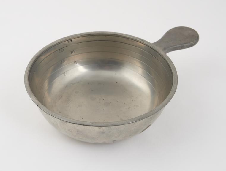 Pewter bleeding bowl, graduated, 19th century