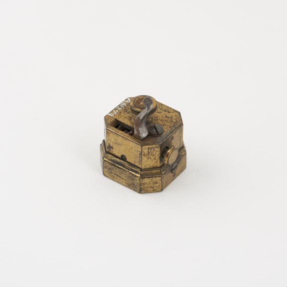 Scarificator with four lancets, by Savigny and Co