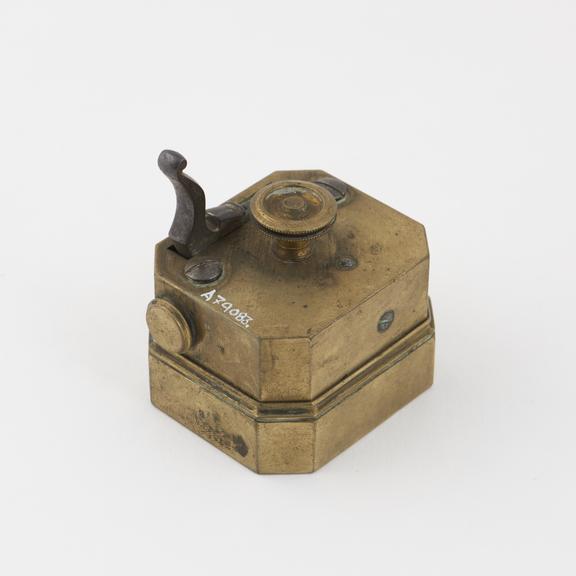 Scarificator, with twelve lancets, 19th century