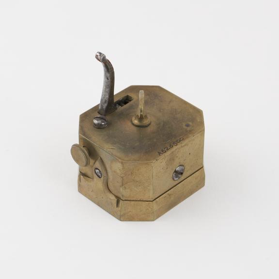 Scarificator with sixteen lancets, brass and steel, English