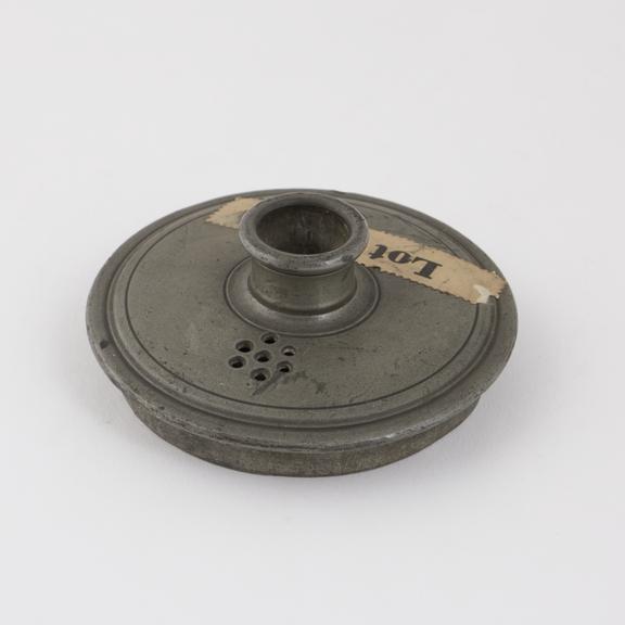 Pewter lid for an inhaler, Mudge type, 19th century