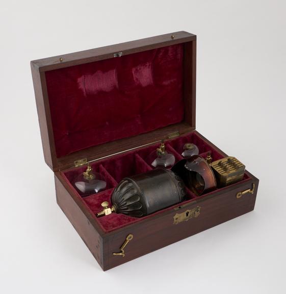 Cupping set comprising four glasses