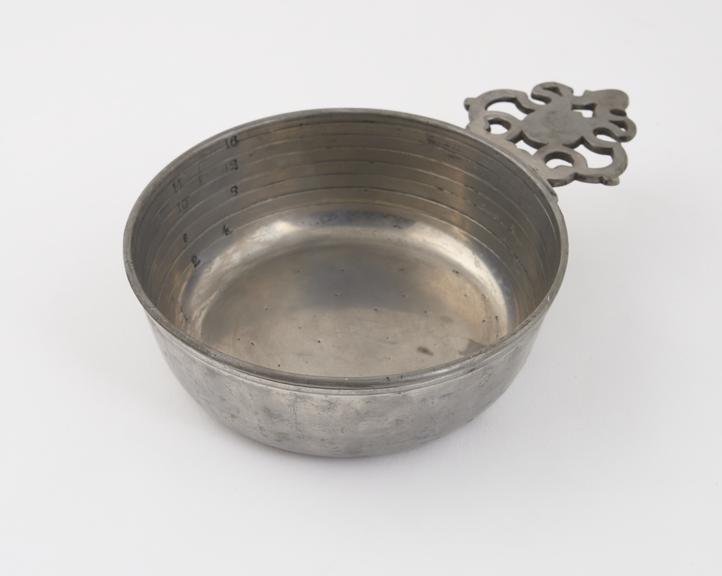 Pewter bleeding bowl, graduated, 18th or 19th century