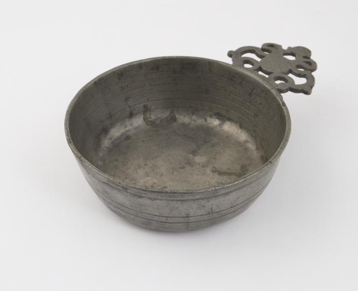 Pewter bleeding bowl, graduated, 18th or 19th century