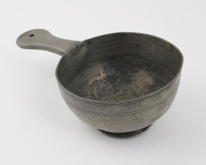 Pewter bleeding bowl, graduated, 18th or 19th century