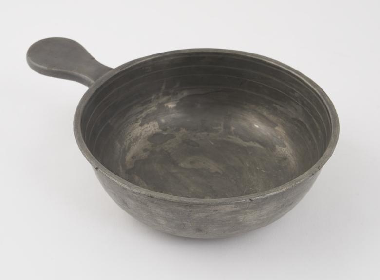 Pewter bleeding bowl, graduated, 18th or 19th century