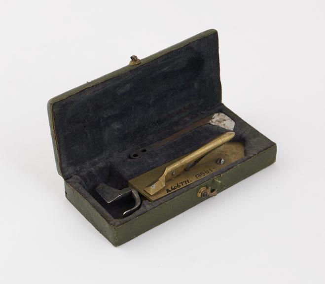 Brass automatic lancet