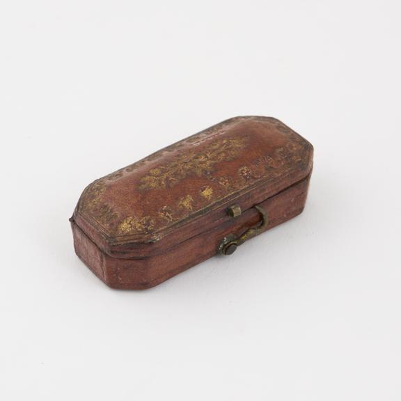 Leather covered case for automatic lancet, 18th-19th century