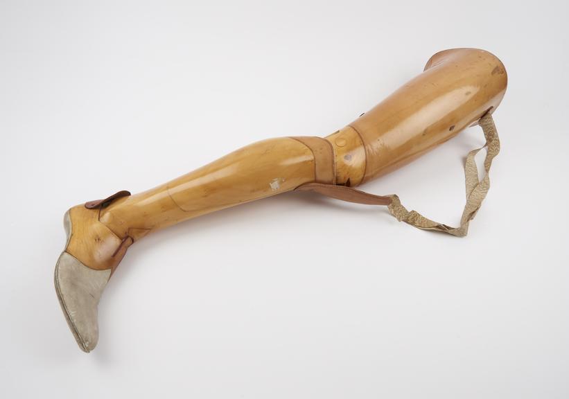 'Anglesey' artificial right leg