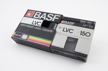 Video cassette