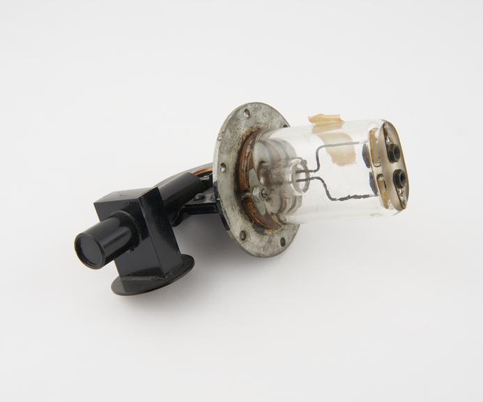 Cavity magnetron type 725A by Western Electric