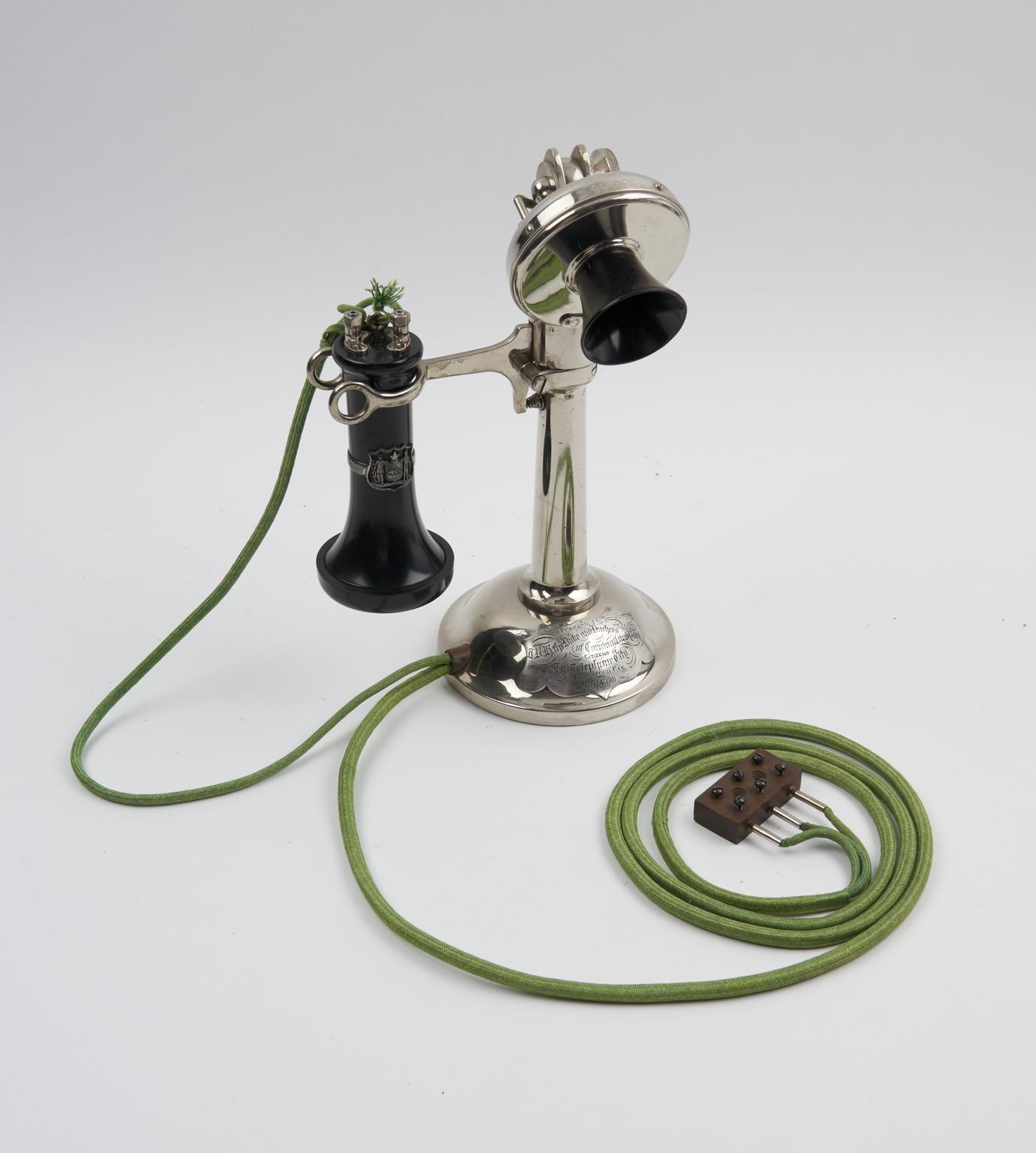 Candlestick telephone set