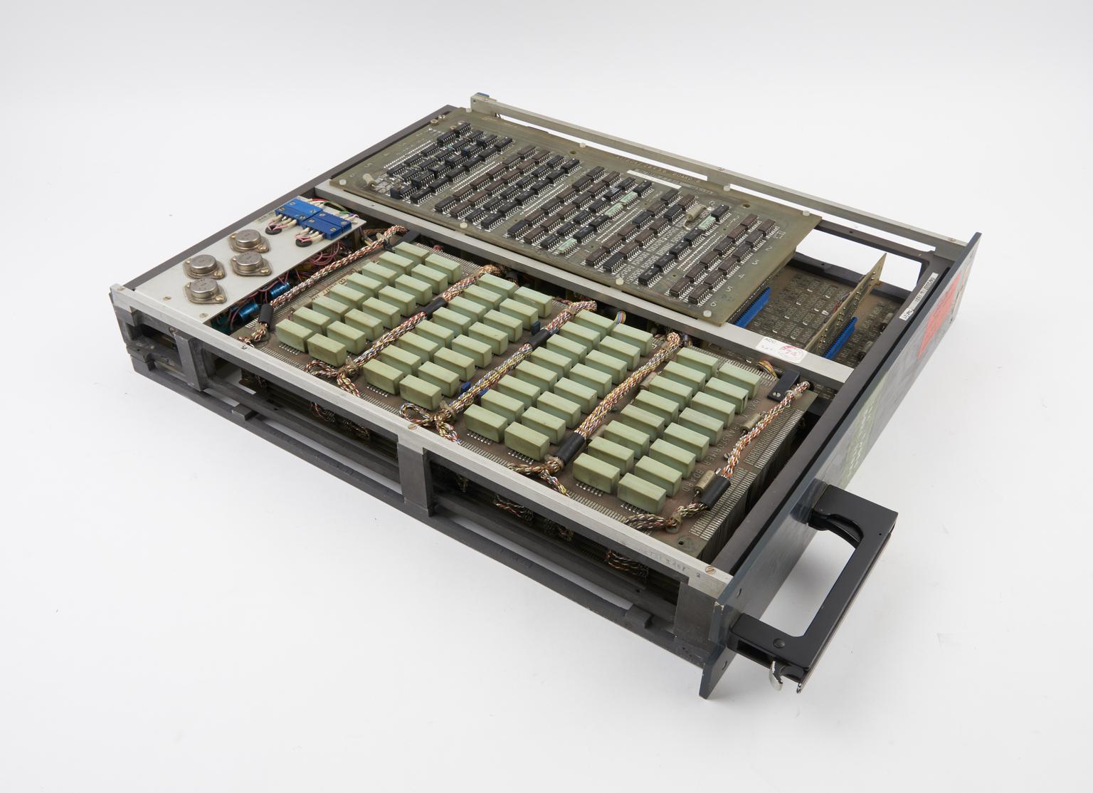 Core Module Number One of eight 16k modules of ferrite core store, c1968. | Science Museum ...