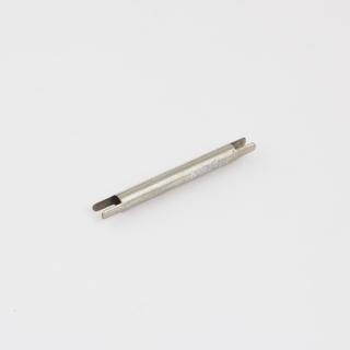 Holder for hypodermic needles