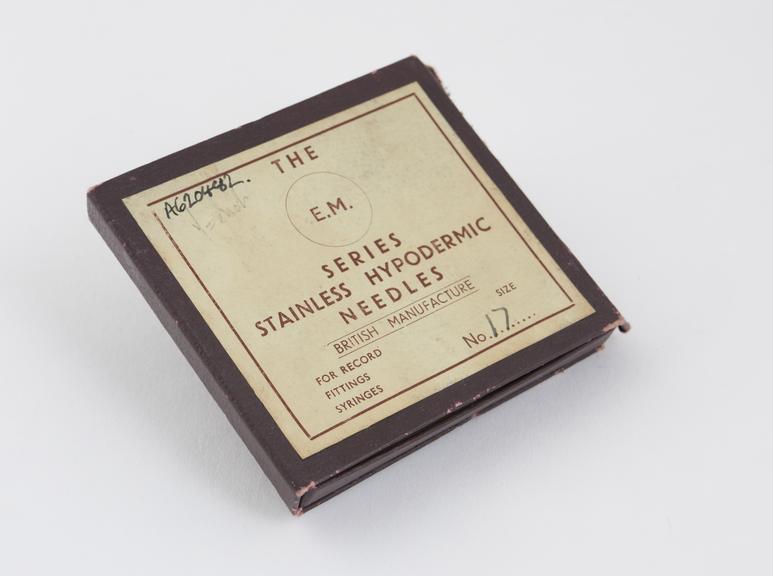 5 hypodermic needles, Record, no. 17, in box, English, 1925-1955