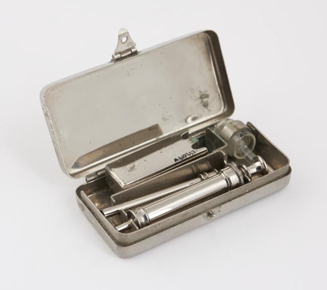 Hypodermic syringe, cased, with accessories