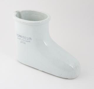 Foot shaped ionisation bath, part of Dr Riviere's therapeutic ionisation bath set