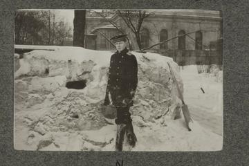 March 1915, 106 Moika, Petrograd