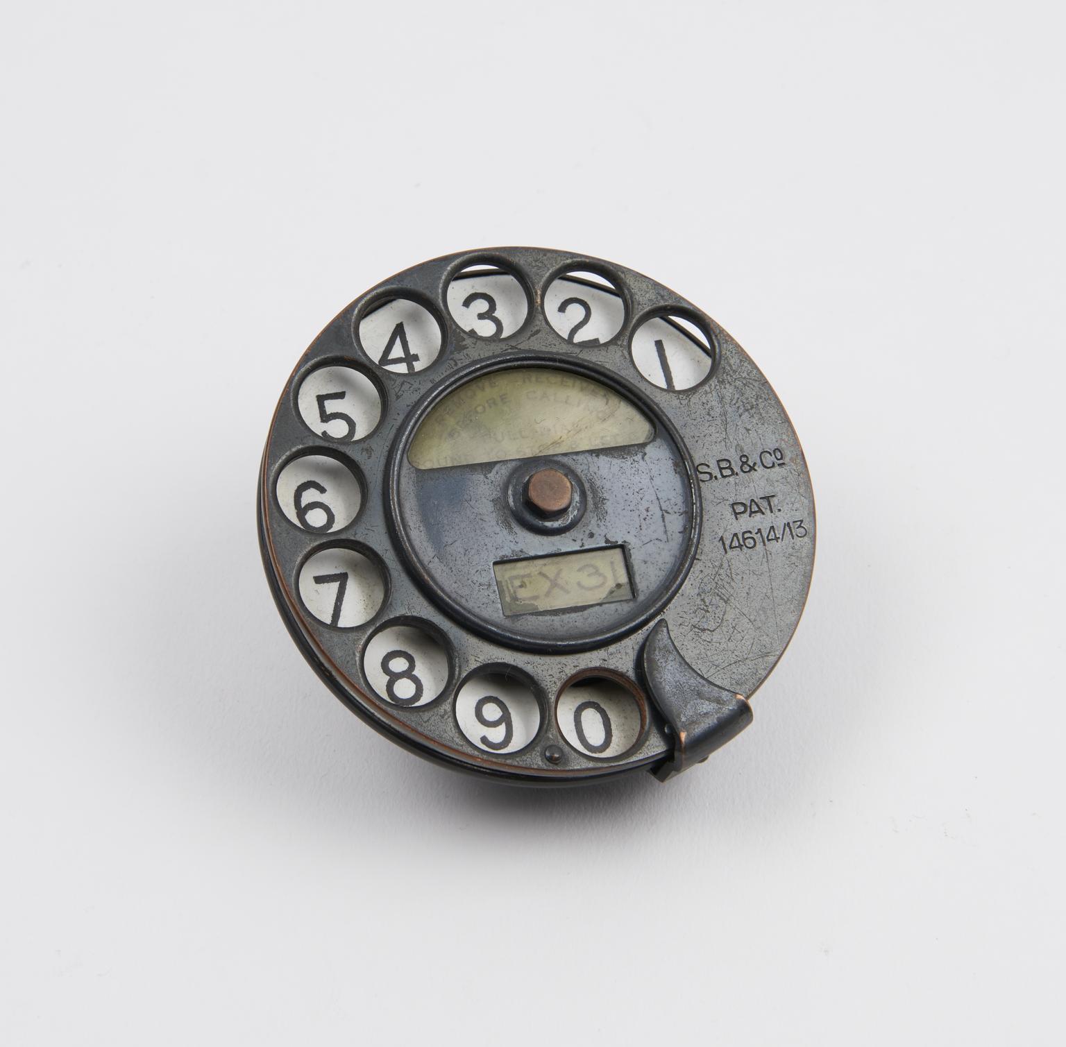 Siemens finger dial switch for automatic telephone | Science Museum ...