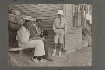 Ai-Todor, The Crimea, At the bathing House