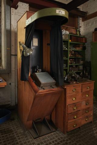 Monotype Shadowgraph for Punch-Cutting Machine