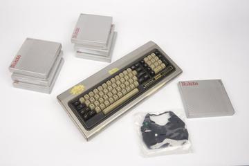 TRS-80 Model 2 Microcomputer