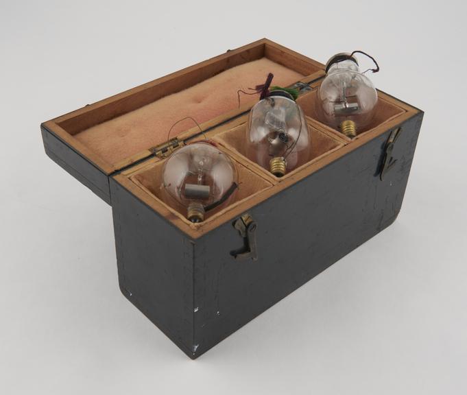 Thermionic valve - valve