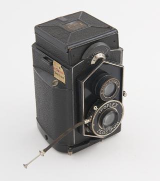 Ikoflex Model I twin lens came