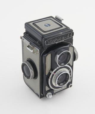 Model 44 Twin lens reflex came