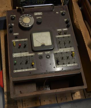 Tester AT5422 made by Sifam Ltd