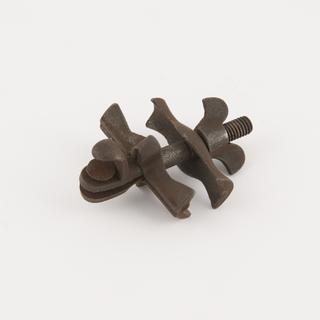 Overhead line wire clamp