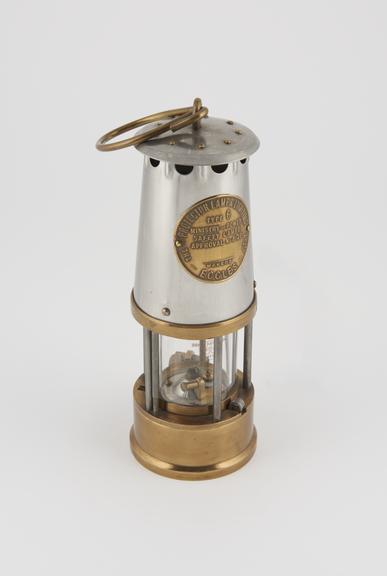 Protector Lamp and Lighting Co. Ltd Type 6 flame miner's