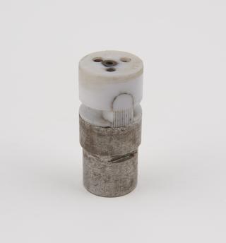 Solid PTFE spinner