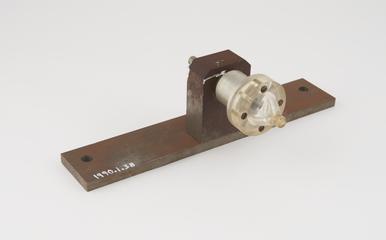 Svaty-Hula spinning head