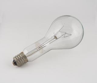 Gas filled tungsten filament lamp
