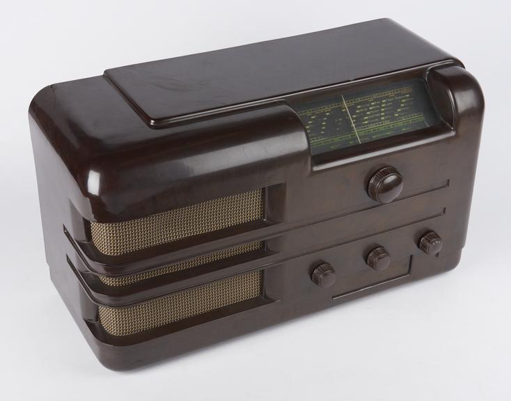 Ferranti Model 139 Radio