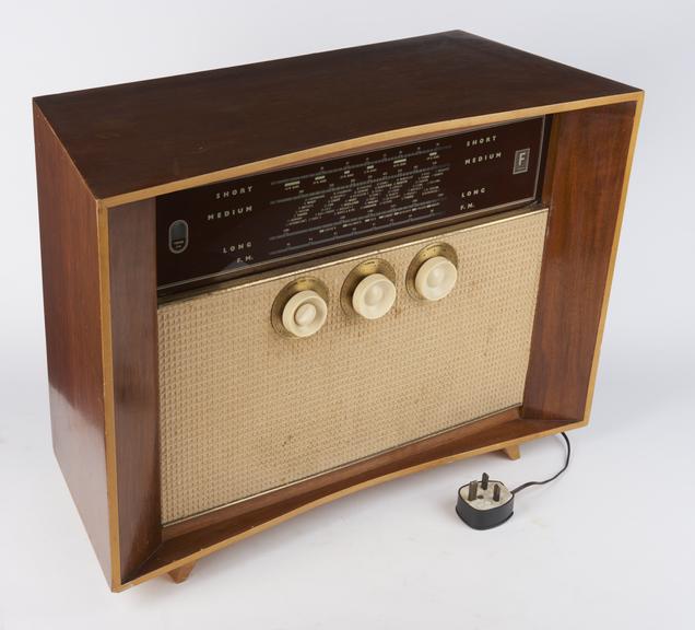 Ferranti Model 045 Radio