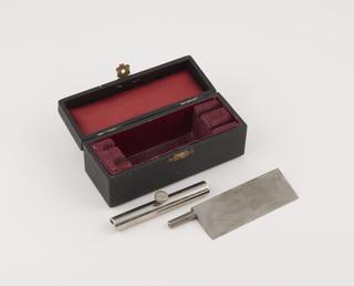 Accessories for rotary microtome