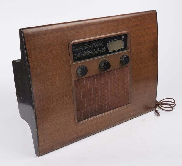 Murphy Baffle Radio