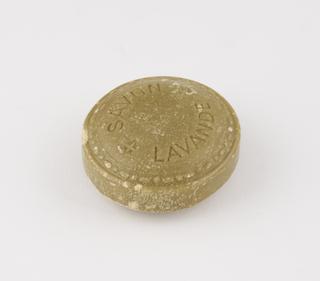 Savon Lavande soap made by Roger and Gallet