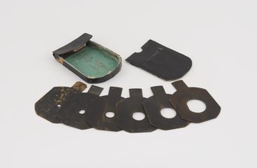 Aperture Control Stops