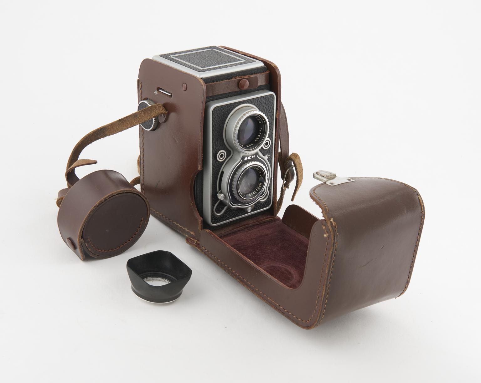 Simflex Camera Semflex Twin-Lens Camera | Science Museum Group Collection