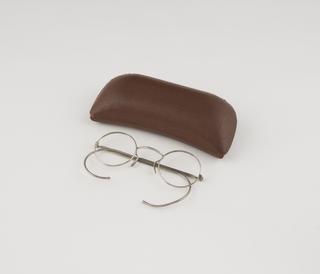 Spectacles